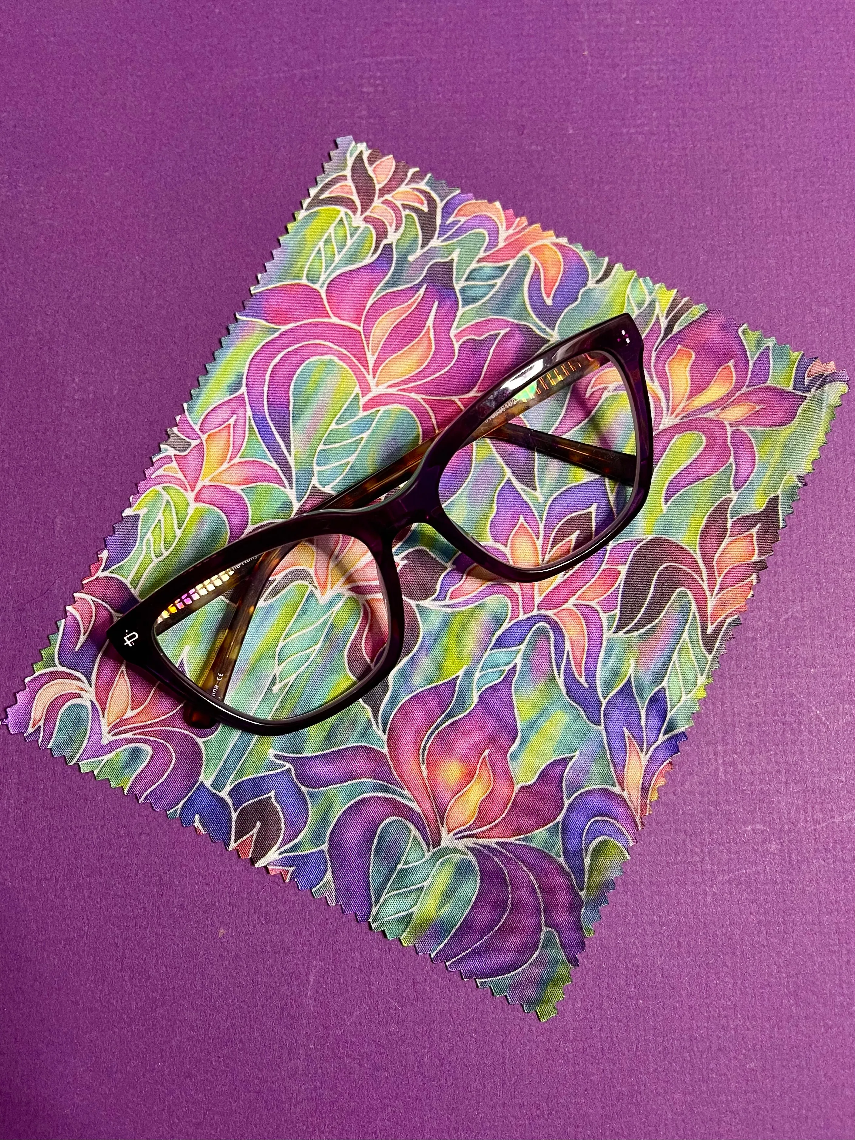 Purple Irises Glasses Cover & Cleaning Cloth - slip-on padded washable cover and microfibre cloth for glasses.