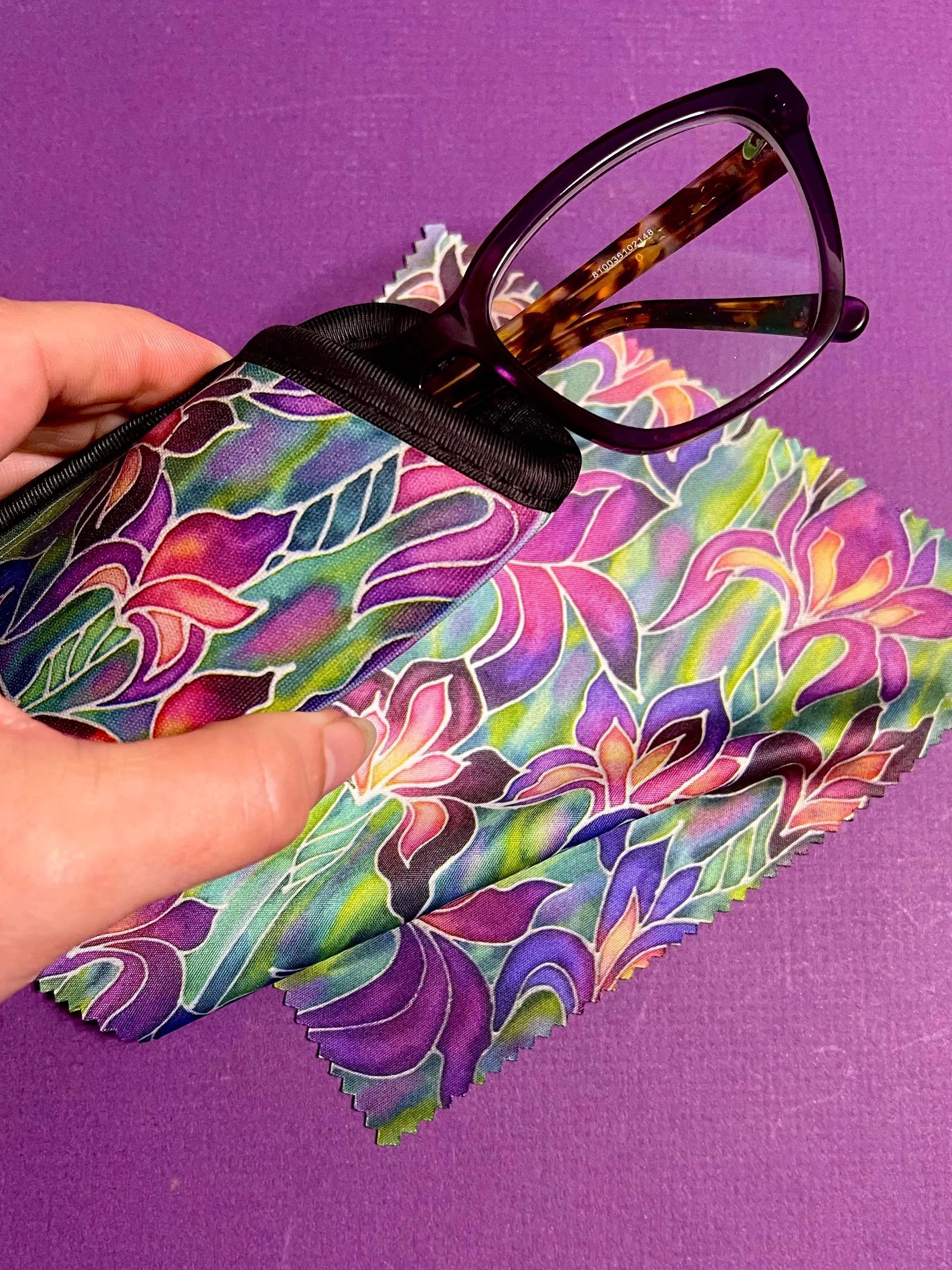 Purple Irises Glasses Cover & Cleaning Cloth - slip-on padded washable cover and microfibre cloth for glasses.